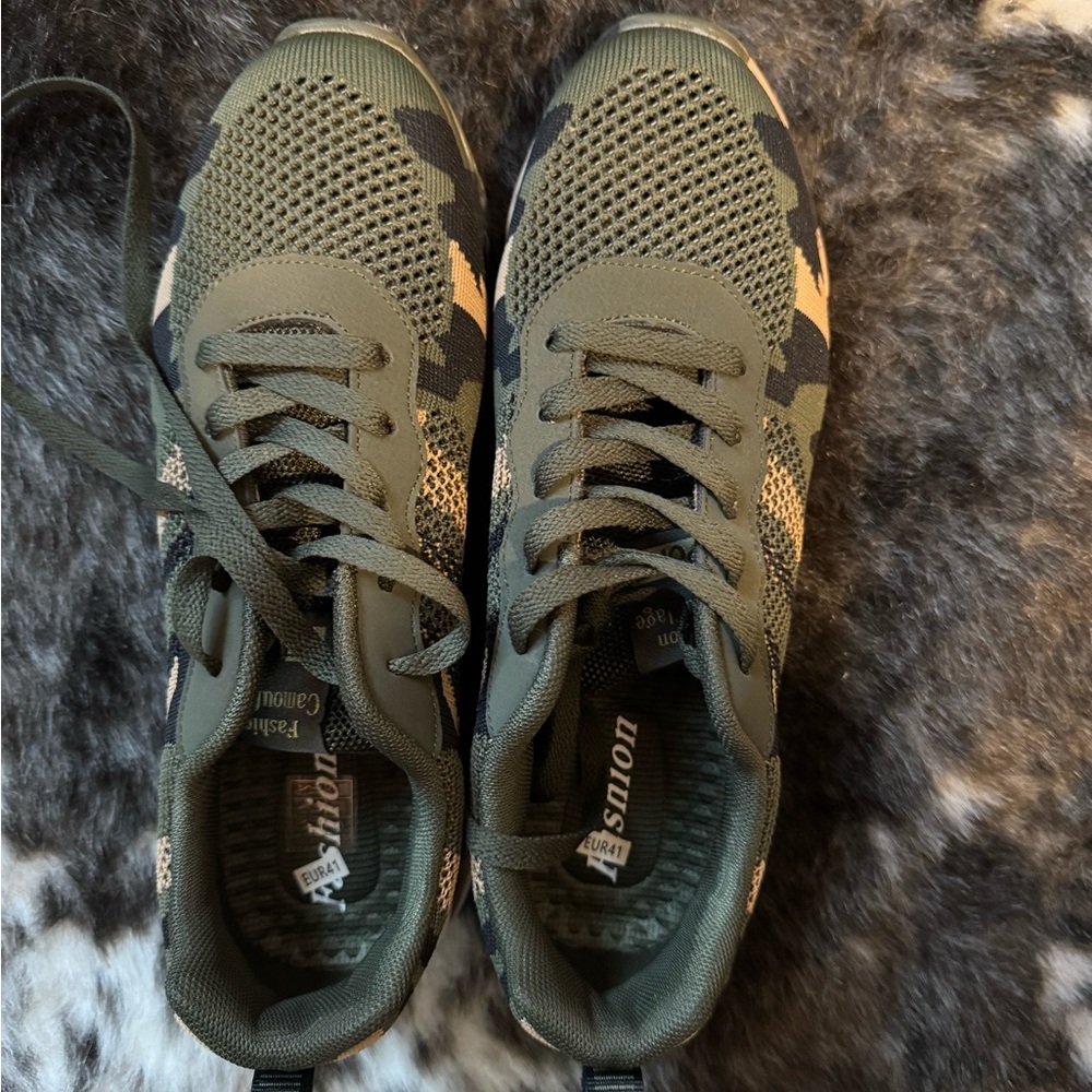 Green Camouflage Sneakers